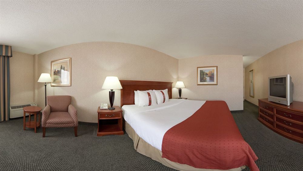 Holiday Inn Cincinnati-Riverfront By Ihg Ковингтон Экстерьер фото